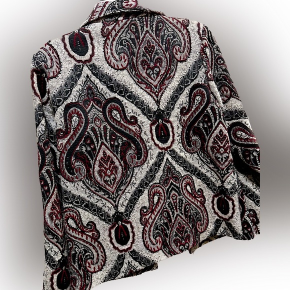 Coldwater Creek Eclectic Blazer beautiful - Picture 3 of 6